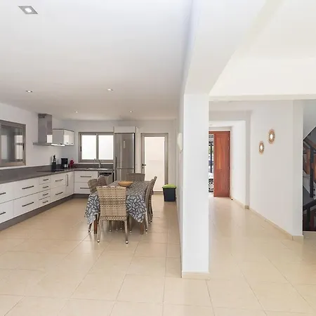 Villa Guestready - Tarantos Sea View And Pool Playa del Ingles (Gran Canaria)