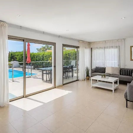 Villa Guestready - Tarantos Sea View And Pool *
