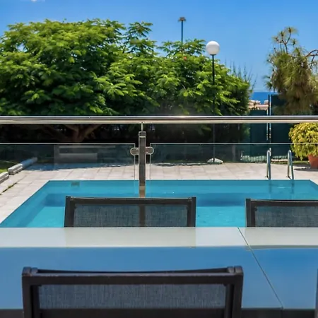 Villa Guestready - Tarantos Sea View And Pool *