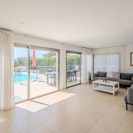 Lightbooking Tarantos Beach Villa Playa Inglés *