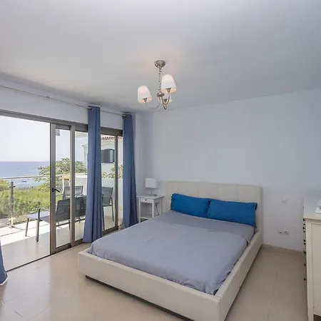 Lightbooking Tarantos Beach Villa Playa Inglés *