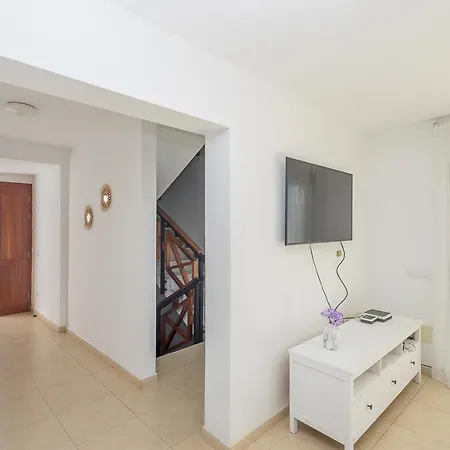 Guestready - Tarantos - Fc Playa del Ingles (Gran Canaria)